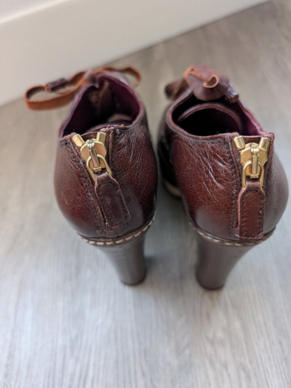 Prada Brown Leather Lace-Up Ankle Booties – Size 37